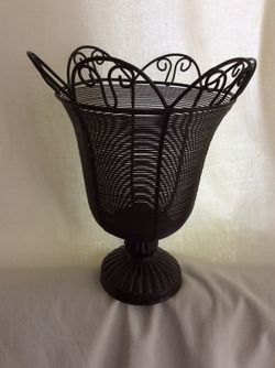 Metal candle holder or can be used for artificial flowers