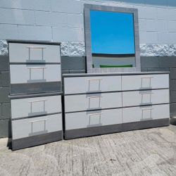 Dresser Whit Mirror And 2 Nightstands - Cómoda Con Espejo Y 2 Mesitas De Noche 