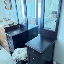 Antique  vanity