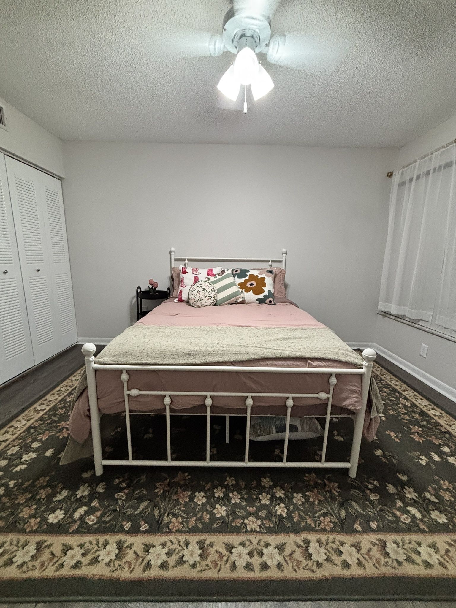 Full White Framed Bed with 10” Mattress & Protector 