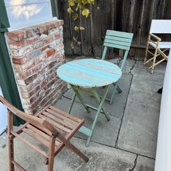 Table And Chairs 