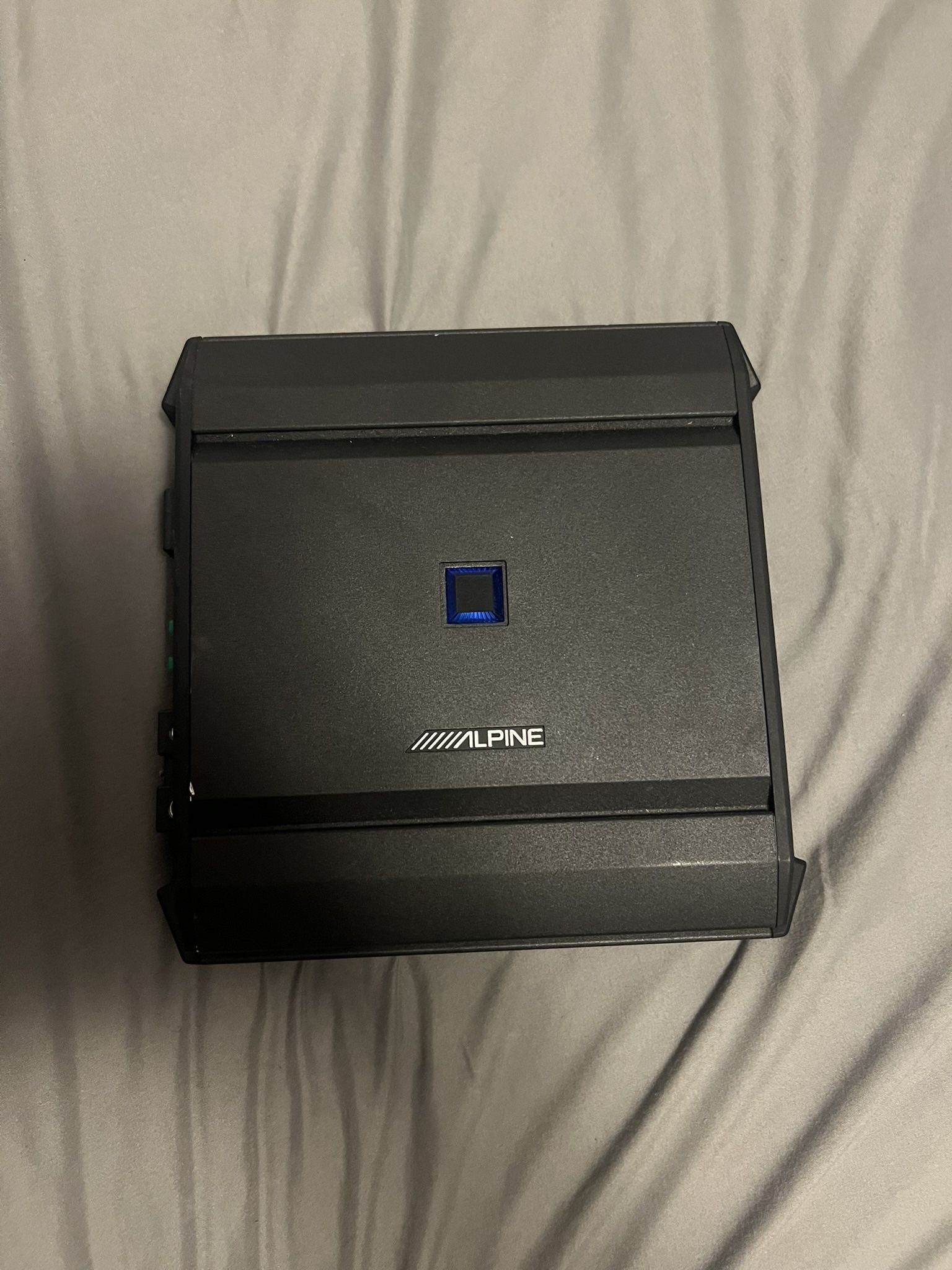 Alpine S-A60M 600 Watt Amp
