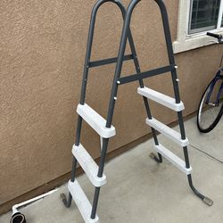 Pool Ladder , 5 Feet Tall, 3rd Step 3feet High.