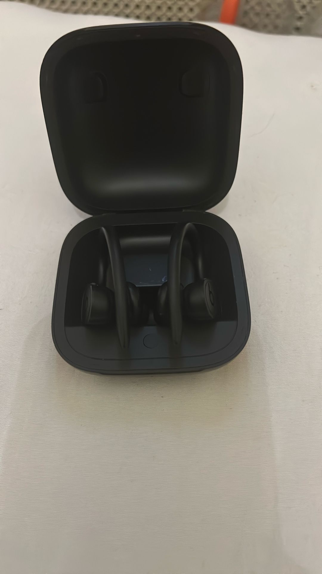 Power Beats  Pros Black