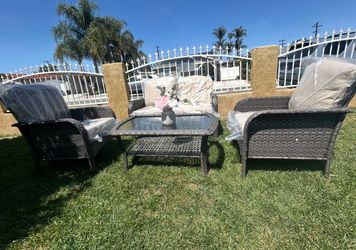 Patio Furniture set outdoor new in the box