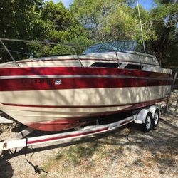 1989/1990 Seaswirl Cordova 230