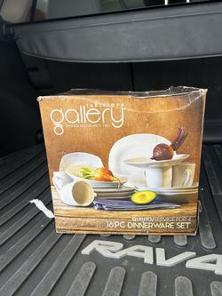 Gallery Tabletop Dinnerware Set.