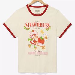 Strawberry Shortcake Natural Sweetness Women's Ringer T-Shirt