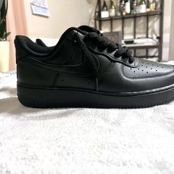 Mens Black Nike Air Force 1 Size US 9