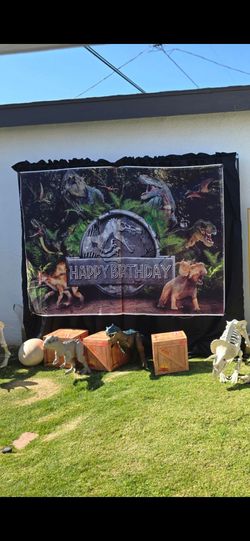 Jurassic World Party Supplies Lot