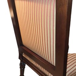 Accent Chair -Mahogany