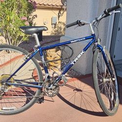 Trek 750 Hybrid MultiTrack Male Bike For Sale