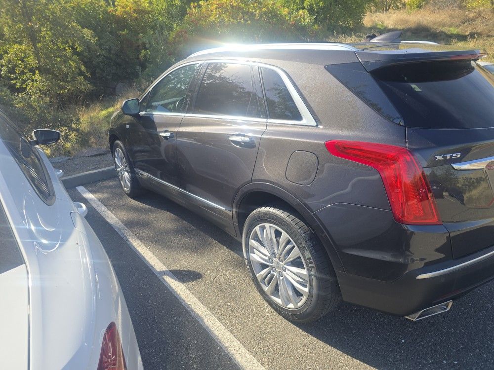 2017 Cadillac XT5