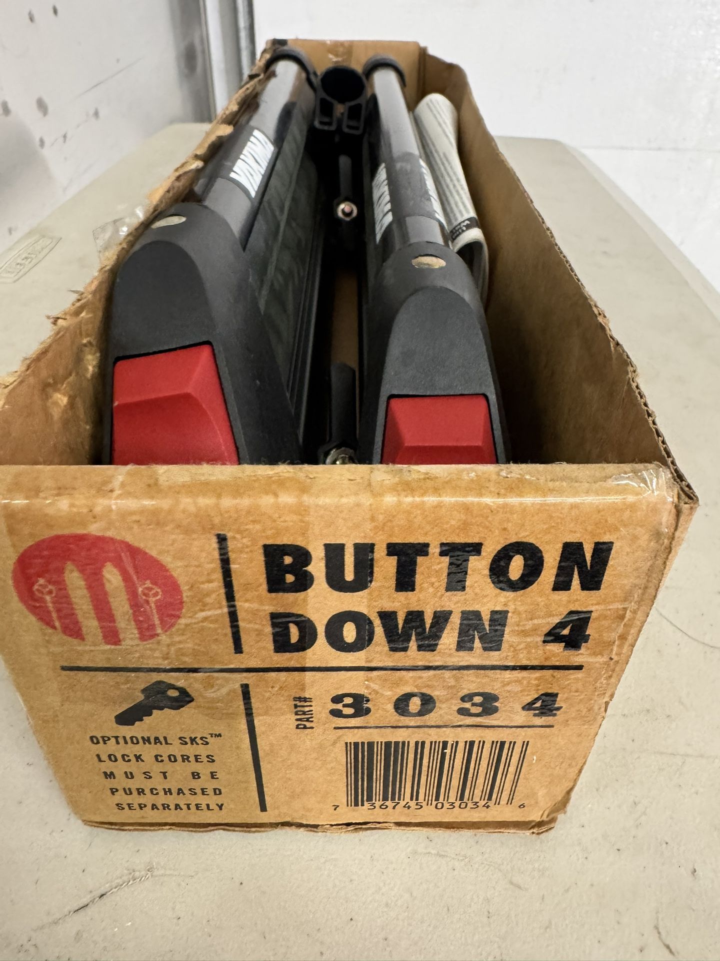 Yakima Ski Snowboard Rack Button Down Thule Inno NEW