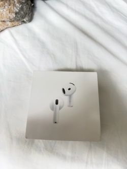 Apple AirPods 4  Wireless Earbuds in Box