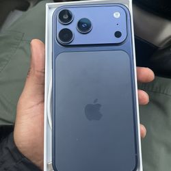 1TB 17 PRO MAX UNLOCKED 