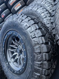 🤩💰 ofertas‼️ for sale set de Rines nuevos lock off R 17x9 con llantas todo terreno excelente condición