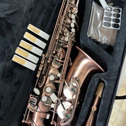 Beautiful Rose Color Alto Saxophone with New Reeds $350 Firm