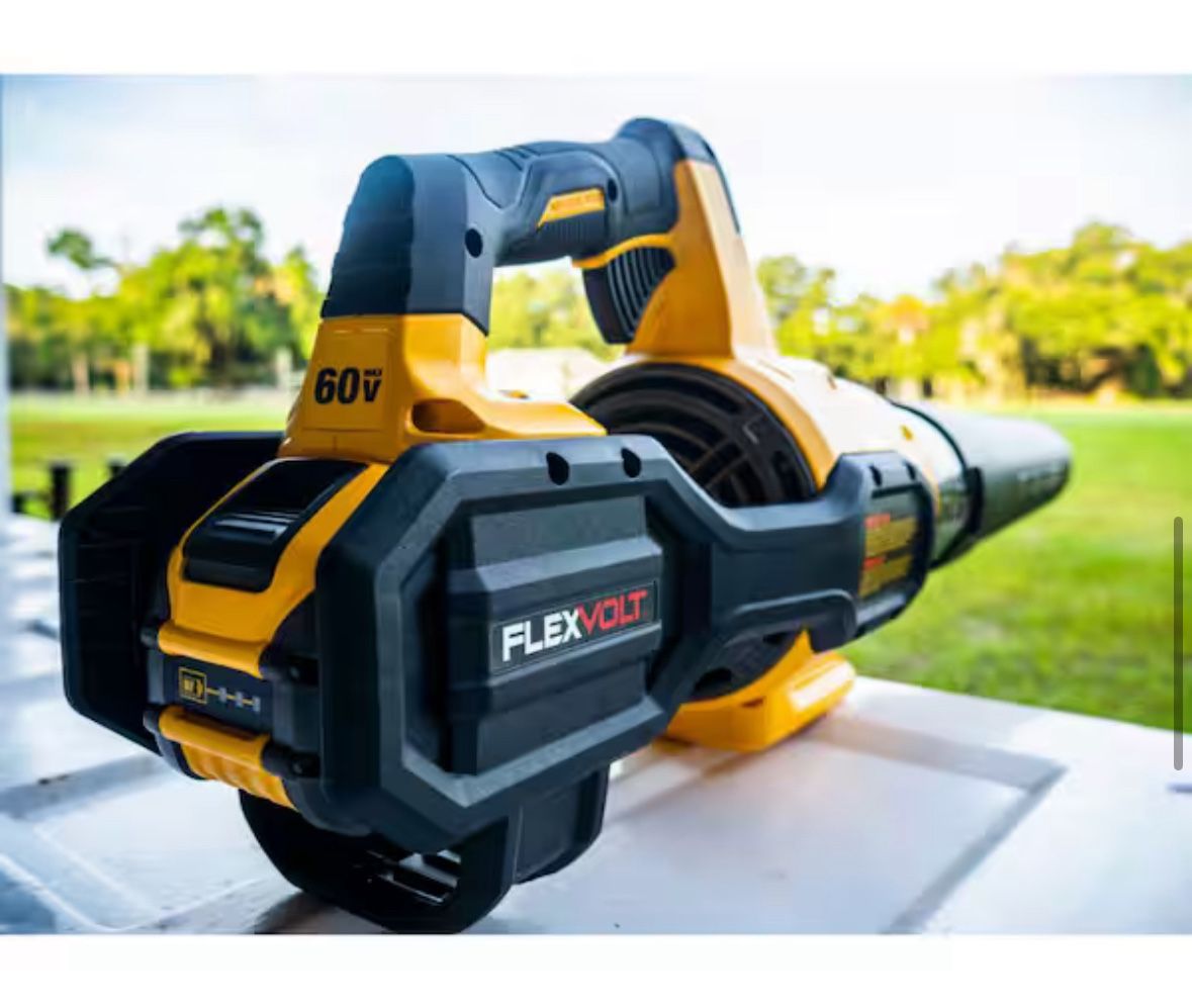 DeWalt handheld blower 60 V