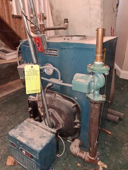 Oil tank/boiler