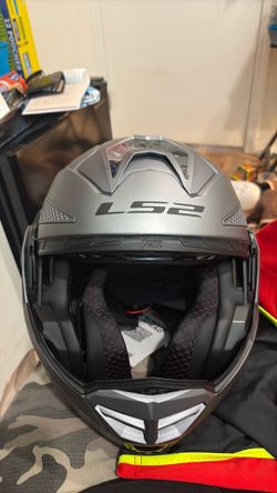 Motorcycle helmet