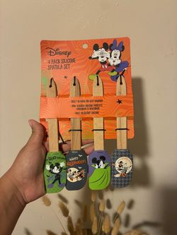 Mickey Halloween spatulas