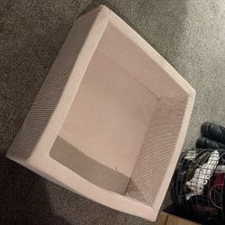 LIKE NEW. 3 Piece Foam Ball Pit