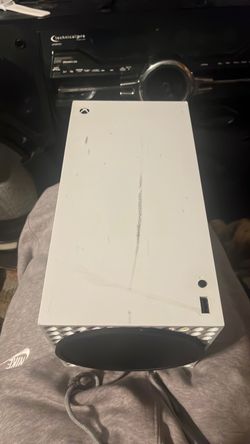 Xbox series x but it’s white