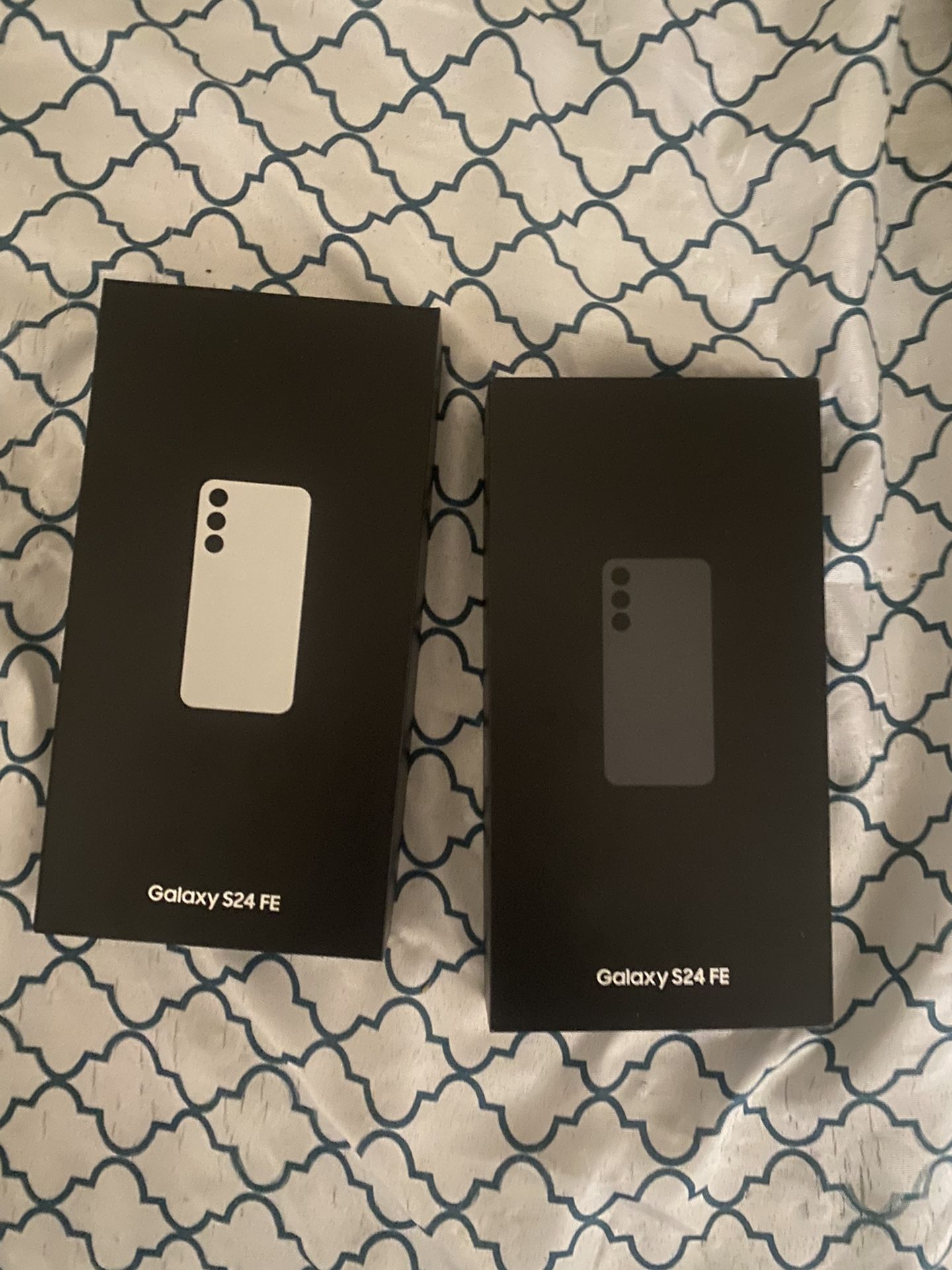 Samsung Galaxy S24fe (NEW)