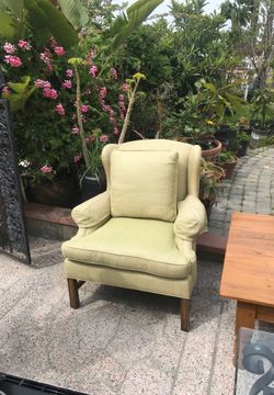 Single couch