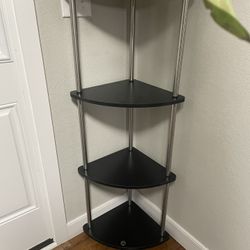 Nice   4-Tier Corner Shelf in Black ( Like New 