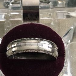 Gold Ring, 14k solid white Gold Ring,size 9.25 , 1/4” width diamond cut band,5.95 Grams