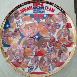 Sports Impressions 10.25" large Plate gold signature series. USA NBA Olympic dream Team