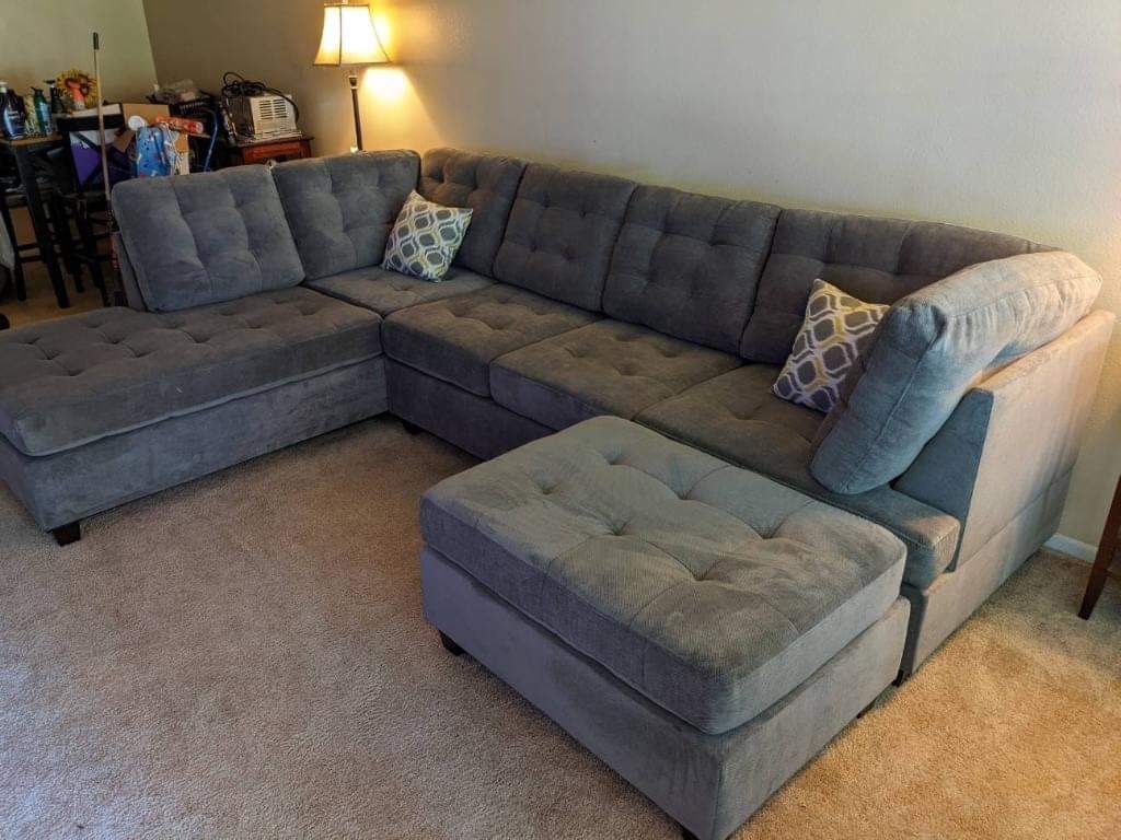 New Gray Sectional Couch ! Free Delivery 🚚 ! Zero - $50 Down Financing !