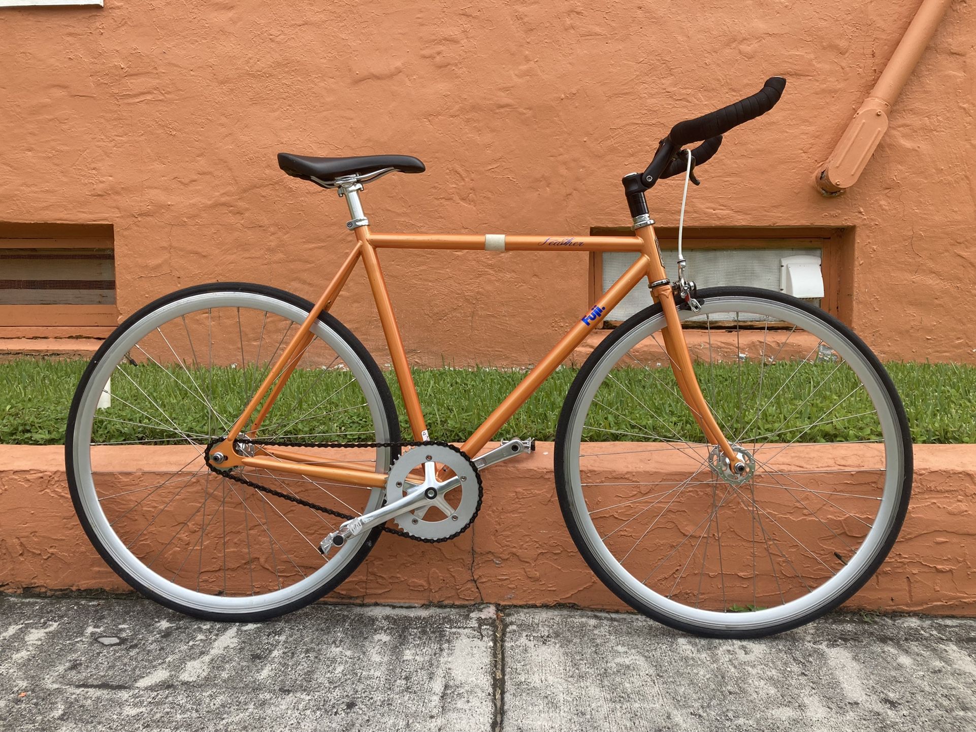 Fuji Feather Fixed Gear Bike Size 54