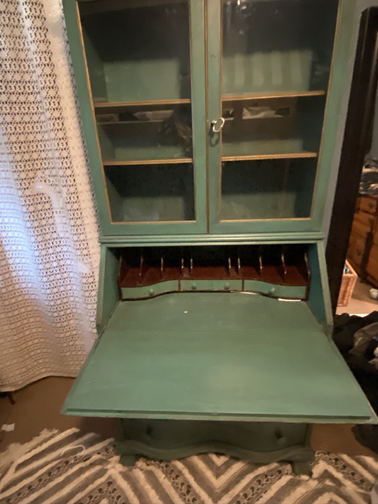 Secretary Desk/hutch