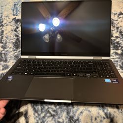 Samsung galaxy book5 360