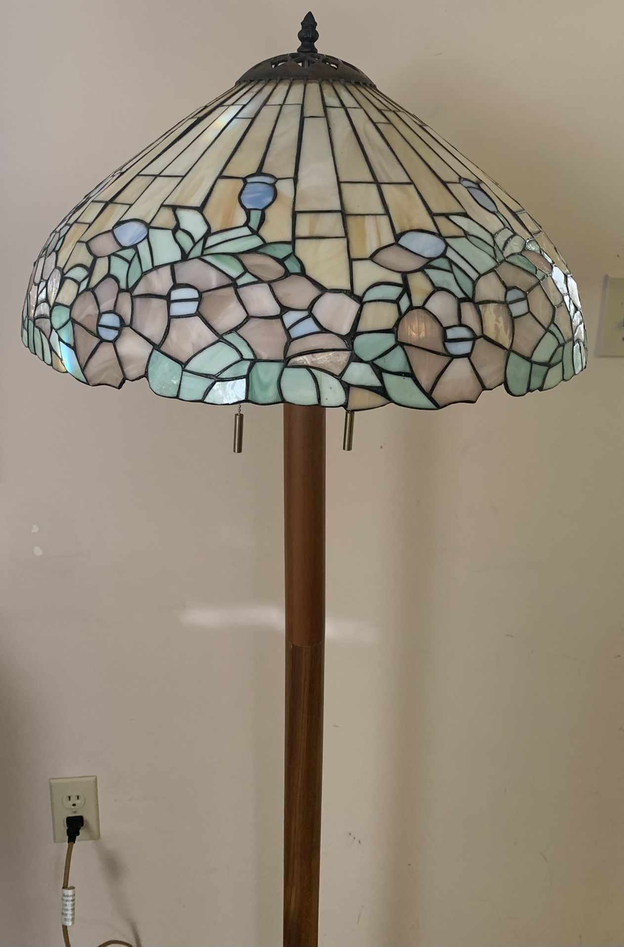 Tiffany Style Stained Glass Standing Floor Lamp