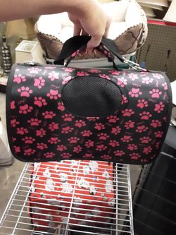 Pet carrier