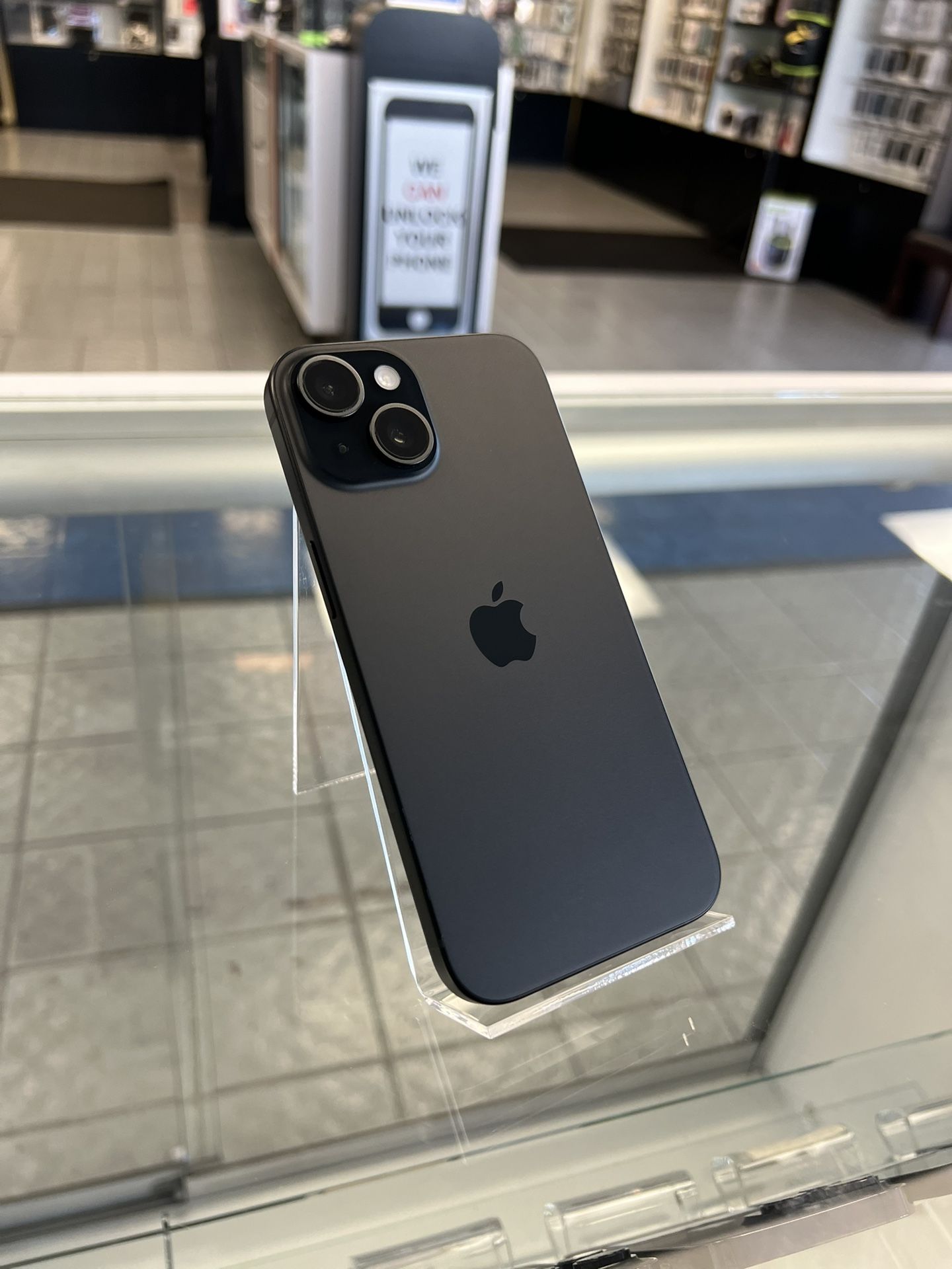 iPhone 15 128GB T-Mobile