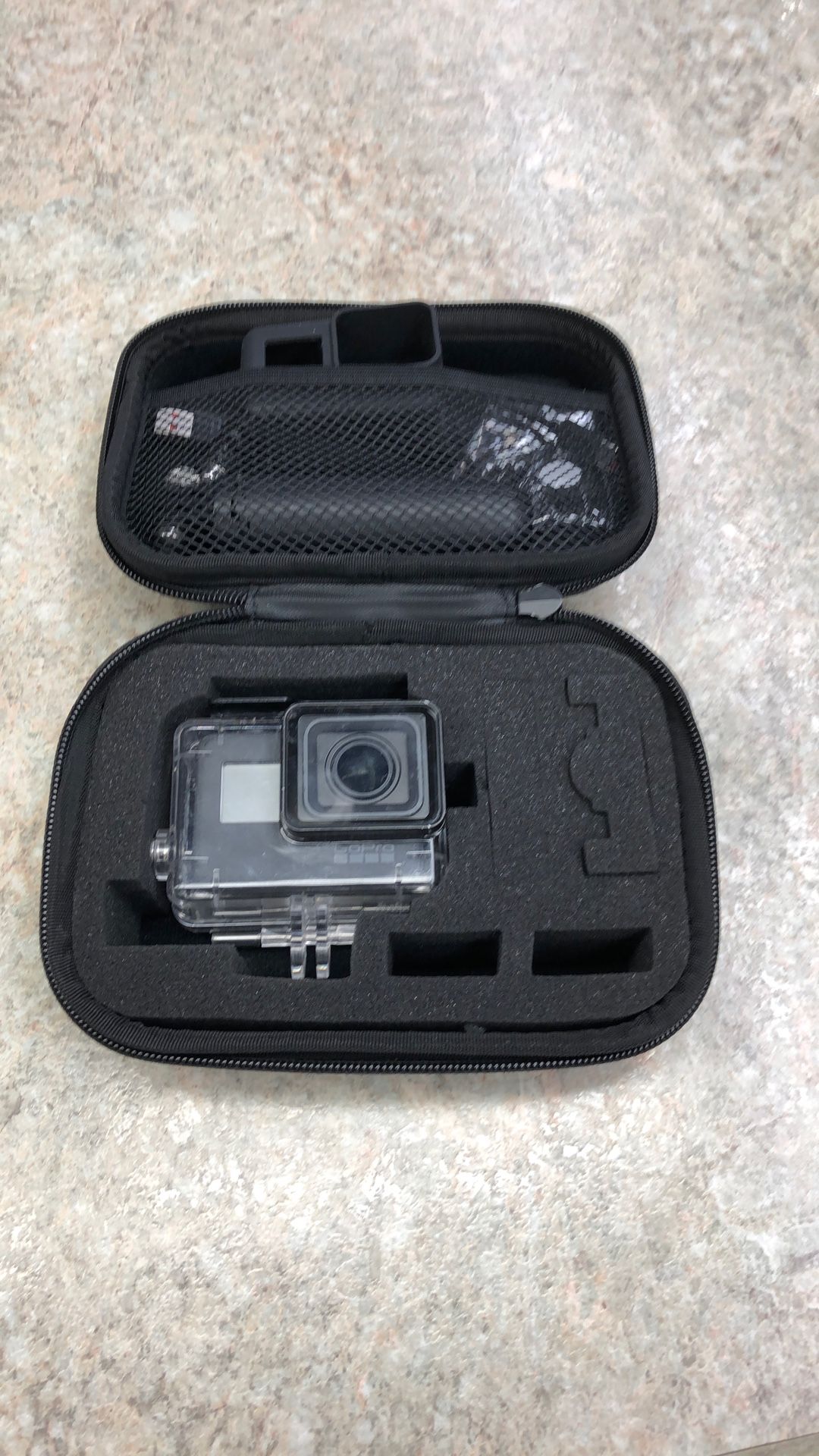 GoPro Hero 5 With Case/stand/1 Battery
