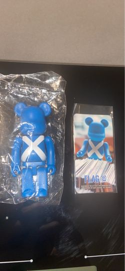 Bearbrick - Flag