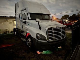 Freighltiner Cascadia 2015