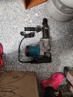 Makita Electric Hammer Drill