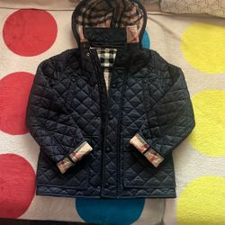 Burberry Quilted Children’s Coat with Detachable Hood in Ink Blue size 10YR
