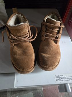 UGG