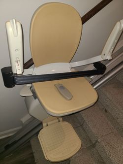 Acorn Superglide 130 T700 Stairlift