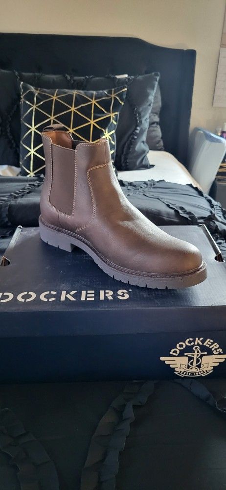 Mens Docker boots