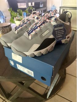 New k-Swiss shoes