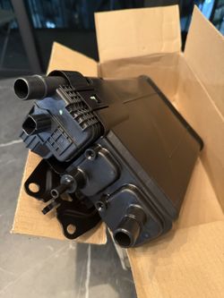 Toyota Canister Oem Original New 77(contact info removed)0